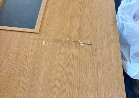 建具ドア穴 パンチ穴 キック穴補修｜兵庫県尼崎市